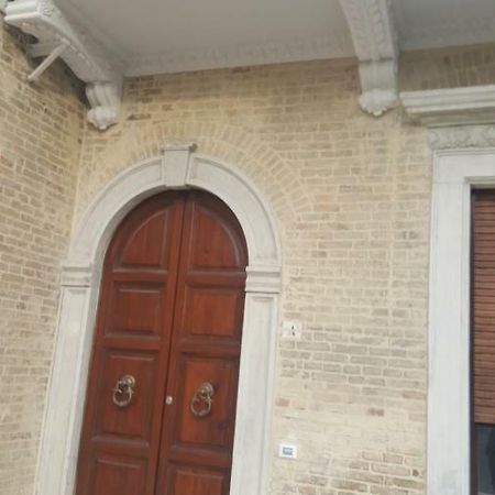 Betta'S Home Vasto Bagian luar foto