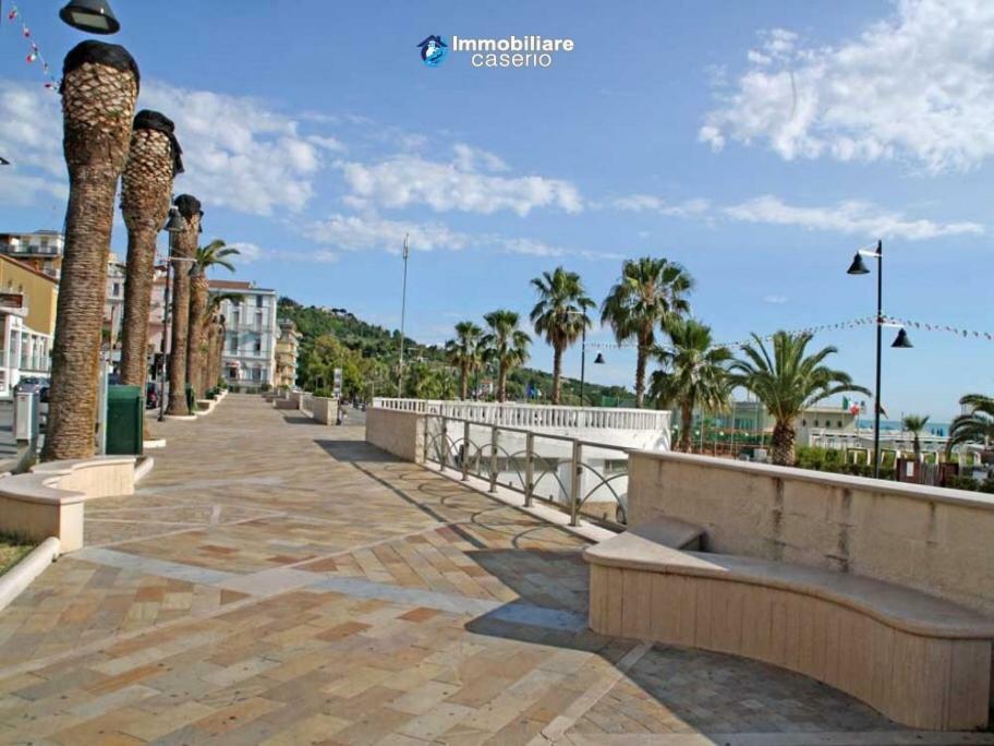 Betta'S Home Vasto Bagian luar foto